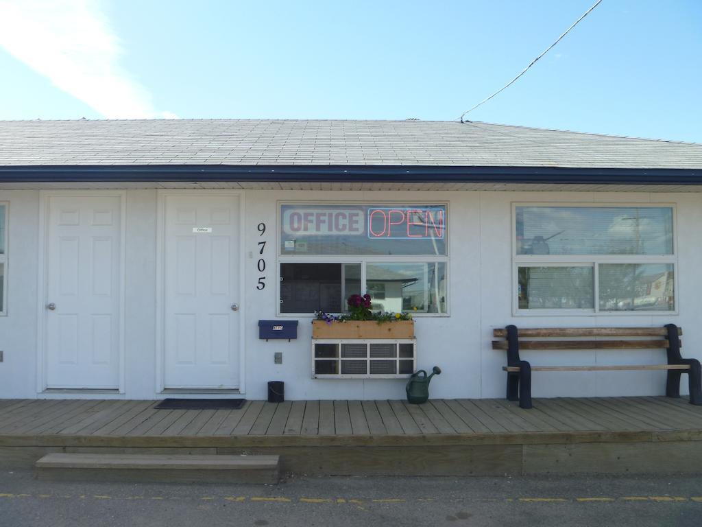 Canadas Best Value Inn Fort St John Fort St. John Exterior photo